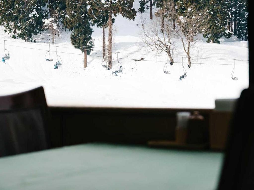 Yuzawa Toei Hotel Buitenkant foto
